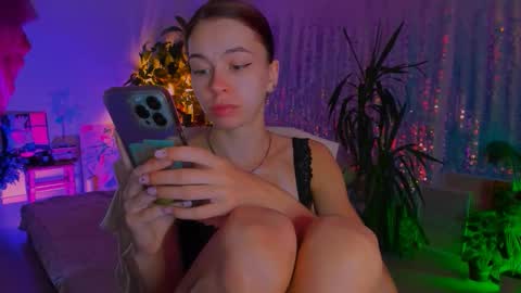 Snapshot of poli__ chatting on September 2025 09:44:01 AM Martha online show from September 2025 09:44:01 AM