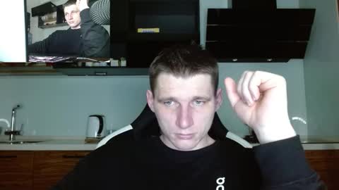 Poliglotjoe2 online show from March 2026 04:25:02 AM