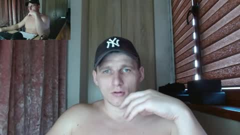 Poliglotjoe2 online show from March 2026 04:45:02 AM