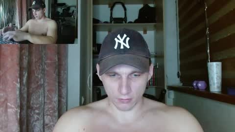 Poliglotjoe2 online show from May 2026 11:35:01 PM