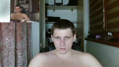 Poliglotjoe2 online show from May 2026 07:10:01 PM