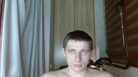 Poliglotjoe2 online show from May 2026 03:26:01 AM