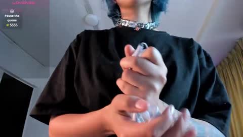 Snapshot of polilla_10_ chatting on March 2025 05:46:01 PM Poli online show from March 2025 05:46:01 PM