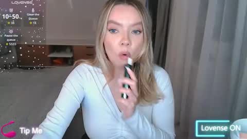 PolinaJones online show from December 2025 07:31:02 PM