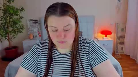 Snapshot of polinasallivan chatting on April 2026 01:16:02 PM Polina online show from April 2026 01:16:02 PM