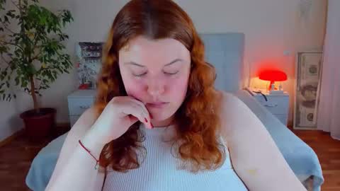 Snapshot of polinasallivan chatting on May 2026 01:38:02 PM Polina online show from May 2026 01:38:02 PM