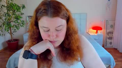 Snapshot of polinasallivan chatting on May 2026 02:46:01 PM Polina online show from May 2026 02:46:01 PM