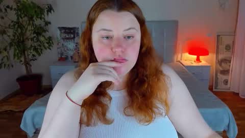 Snapshot of polinasallivan chatting on May 2026 06:58:01 PM Polina online show from May 2026 06:58:01 PM