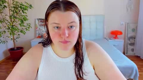 Snapshot of polinasallivan chatting on May 2026 10:30:01 AM Polina online show from May 2026 10:30:01 AM