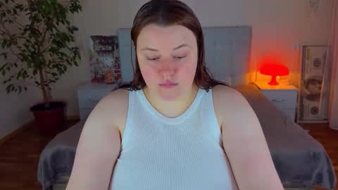 Polina online show from June 2026 04:42:02 PM