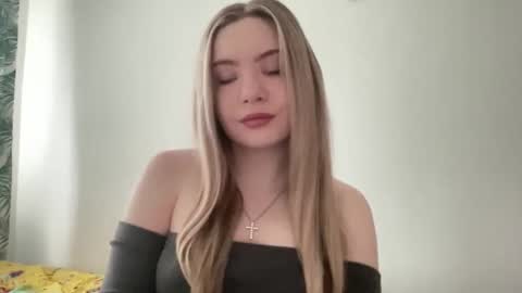 Snapshot of polishangel222 chatting on February 2026 09:28:02 AM polishangel222 online show from February 2026 09:28:02 AM