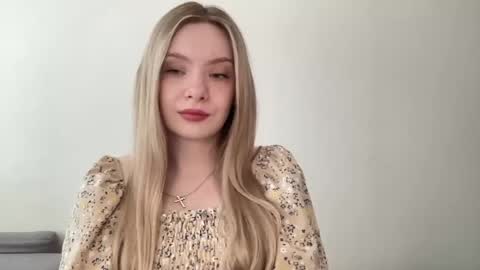 polishangel222 online show from June 2026 11:12:02 AM