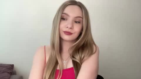 polishangel222 online show from June 2026 01:31:01 PM