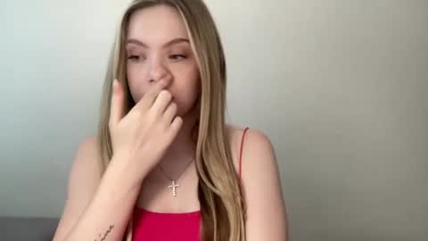 polishangel222 online show from June 2026 02:16:02 PM