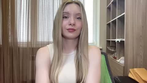polishangel222 online show from July 2026 03:03:02 PM