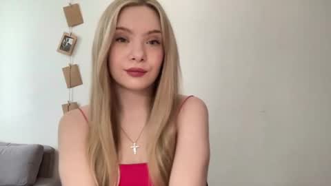 polishangel222 online show from July 2026 11:47:01 AM