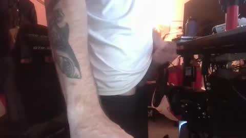 Snapshot of polishrifle3 chatting on December 2025 03:55:02 AM jaws online show from December 2025 03:55:02 AM