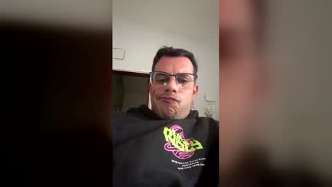 poll540539 online show from April 2026 12:02:01 PM