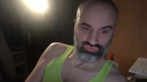 Snapshot of pollito1985 chatting on February 2026 01:32:01 AM DIEGO O DIEGUITO online show from February 2026 01:32:01 AM