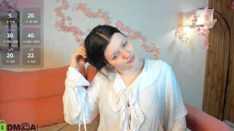 Polly online show from September 2025 12:12:01 AM