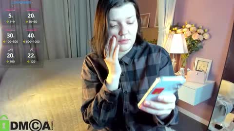 Polly online show from October 2025 01:05:02 AM