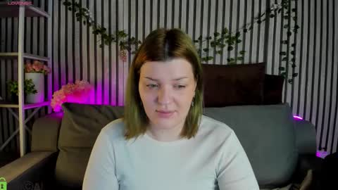 Polly online show from February 2026 01:22:02 AM