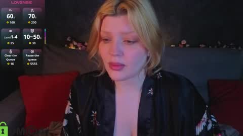 Polly online show from May 2026 01:23:02 AM