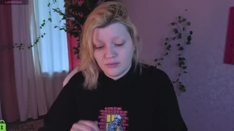 Polly online show from May 2026 01:13:01 AM