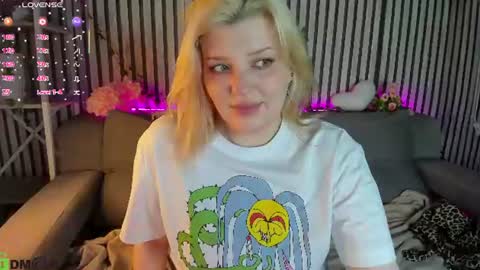 Polly online show from July 2026 01:04:01 AM