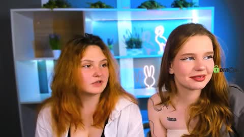 Snapshot of polly_cute1 chatting on March 2026 07:46:02 PM polly_cute1 online show from March 2026 07:46:02 PM