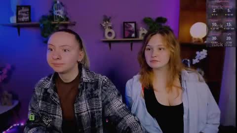 Snapshot of polly_cute1 chatting on April 2026 06:24:02 PM polly_cute1 online show from April 2026 06:24:02 PM