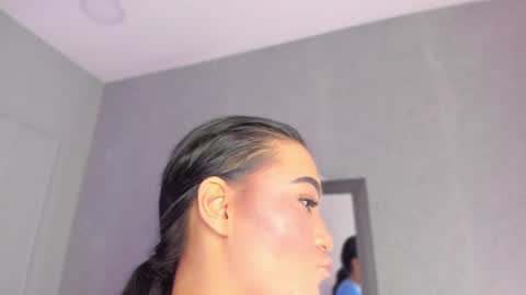 POLLY online show from September 2025 10:37:01 AM