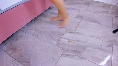 POLLY online show from May 2026 12:56:01 PM