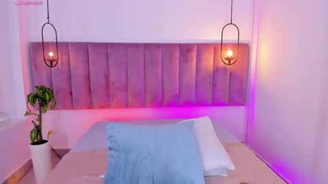 POLLY online show from June 2026 10:29:01 AM