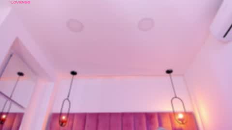 POLLY online show from June 2026 10:39:02 AM