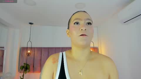 POLLY online show from June 2026 10:29:02 AM