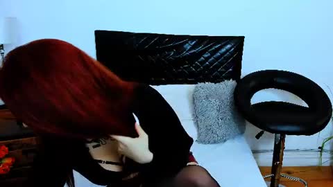 Polly online show from July 2026 12:36:02 AM