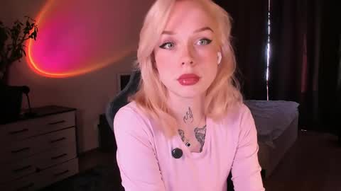 Snapshot of polusladkoye chatting on May 2026 03:27:01 PM Megan.online online show from May 2026 03:27:01 PM