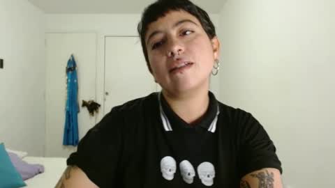 Poly online show from October 2025 01:44:02 AM