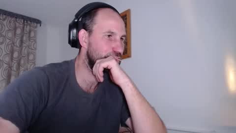 Snapshot of popadosik_mod chatting on February 2026 05:57:02 PM Popadosik mod online show from February 2026 05:57:02 PM