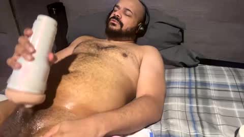 Snapshot of popfizzt chatting on December 2024 10:21:02 PM popfizzt online show from December 2024 10:21:02 PM