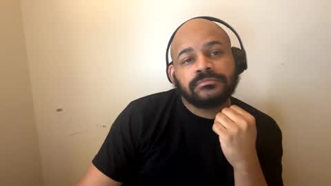 Snapshot of popfizzt chatting on March 2025 12:52:01 PM popfizzt online show from March 2025 12:52:01 PM