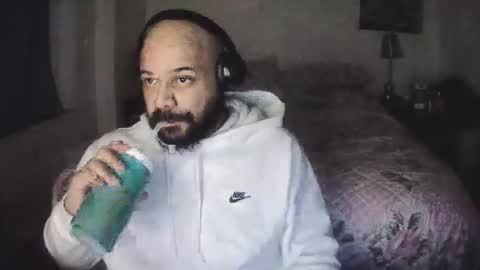 Snapshot of popfizzt chatting on November 2025 09:58:02 PM popfizzt online show from November 2025 09:58:02 PM