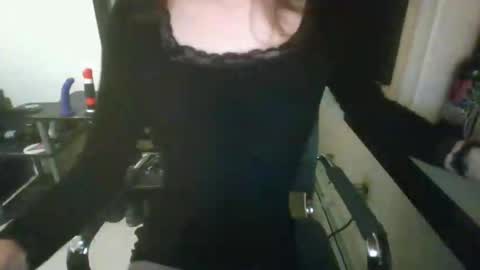 Snapshot of porcelain_tears01 chatting on October 2025 09:08:02 AM porcelain_tears01 online show from October 2025 09:08:02 AM