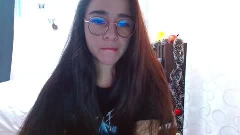 porcelainlux online show from December 2024 01:58:02 AM