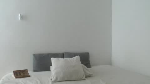 porcelainlux online show from June 2026 05:22:02 PM