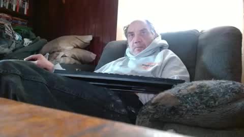 Snapshot of porkingit400 chatting on February 2026 03:04:01 PM porkingit400 online show from February 2026 03:04:01 PM