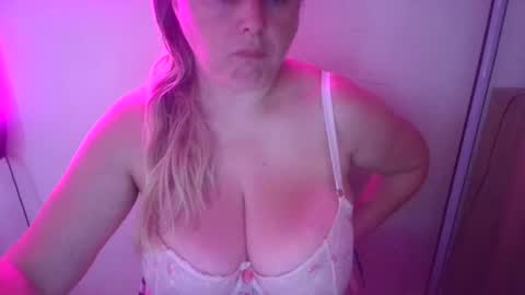 MelissOfficial online show from July 2026 06:07:01 AM