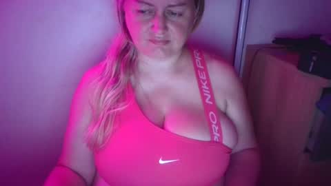 MelissOfficial online show from July 2026 07:07:02 PM