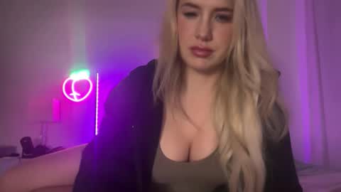 Snapshot of portiabanks chatting on December 2025 04:50:02 AM Portia Banks online show from December 2025 04:50:02 AM